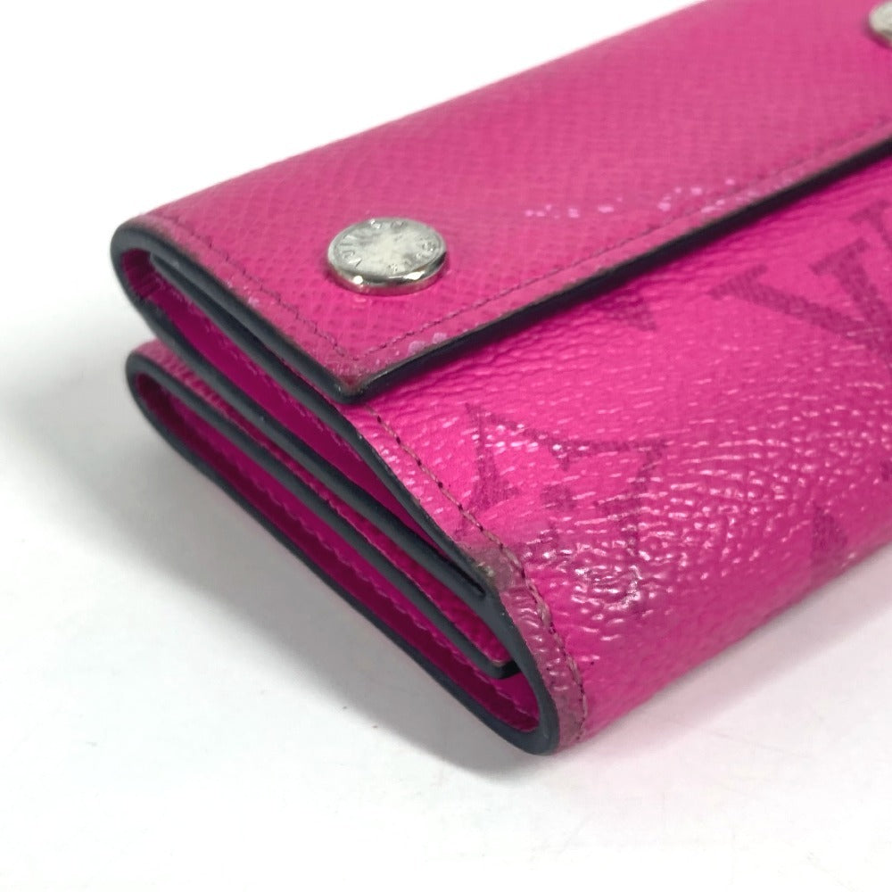 LOUIS VUITTON M30773 Taigarama Discovery Compact Wallet กระเป๋าสตางค์แบบพับ 3 ทบ หนัง Taiga สีบานเย็น ชมพู สำหรับผู้หญิง
