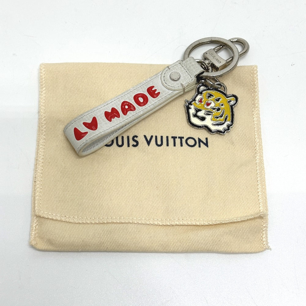 LOUIS VUITTON MP3225 NIGOコラボ ドラゴンヌ・LV MADE ストラップ バッグチャーム キーホルダー レザー メンズ ホワイト
