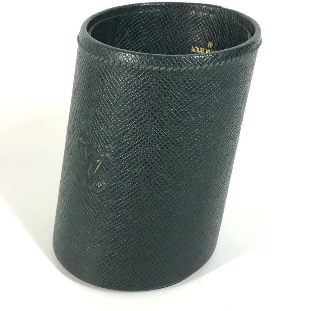 LOUIS VUITTON タイガ　 ペン立て ステーショナリー 小物入れ インテリア ペンケース タイガレザー ユニセックス エピセア グリーン - brandshop-reference