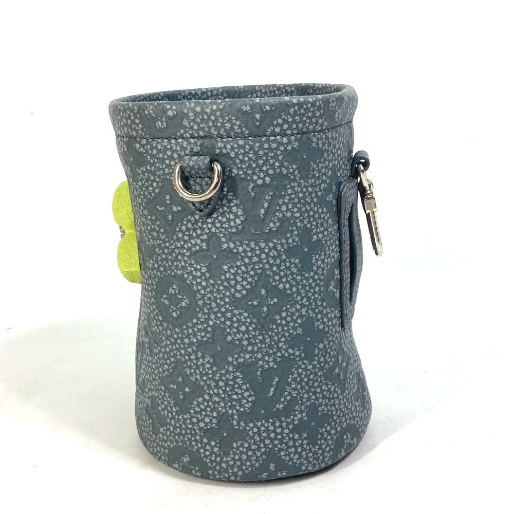LOUIS VUITTON M81572 トリヨン・クライミング チョーク・ポーチ カバン 斜め掛け ショルダーバッグ トリヨンレザー メンズ グレー