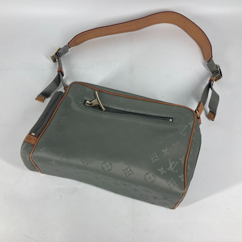 LOUIS VUITTON M43884 モノグラムチタニウム カメラバッグ 斜め掛け カバン ショルダーバッグ モノグラムキャンバス メンズ グレー