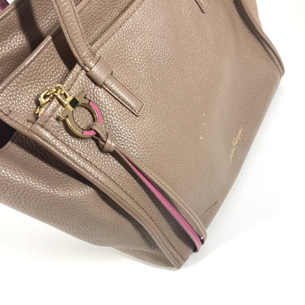 Salvatore Ferragamo ガンチーニ ロゴ バイカラー 2WAYバッグ ショルダーバッグ 肩掛け トートバッグ レザー レディース ベージュ - brandshop-reference
