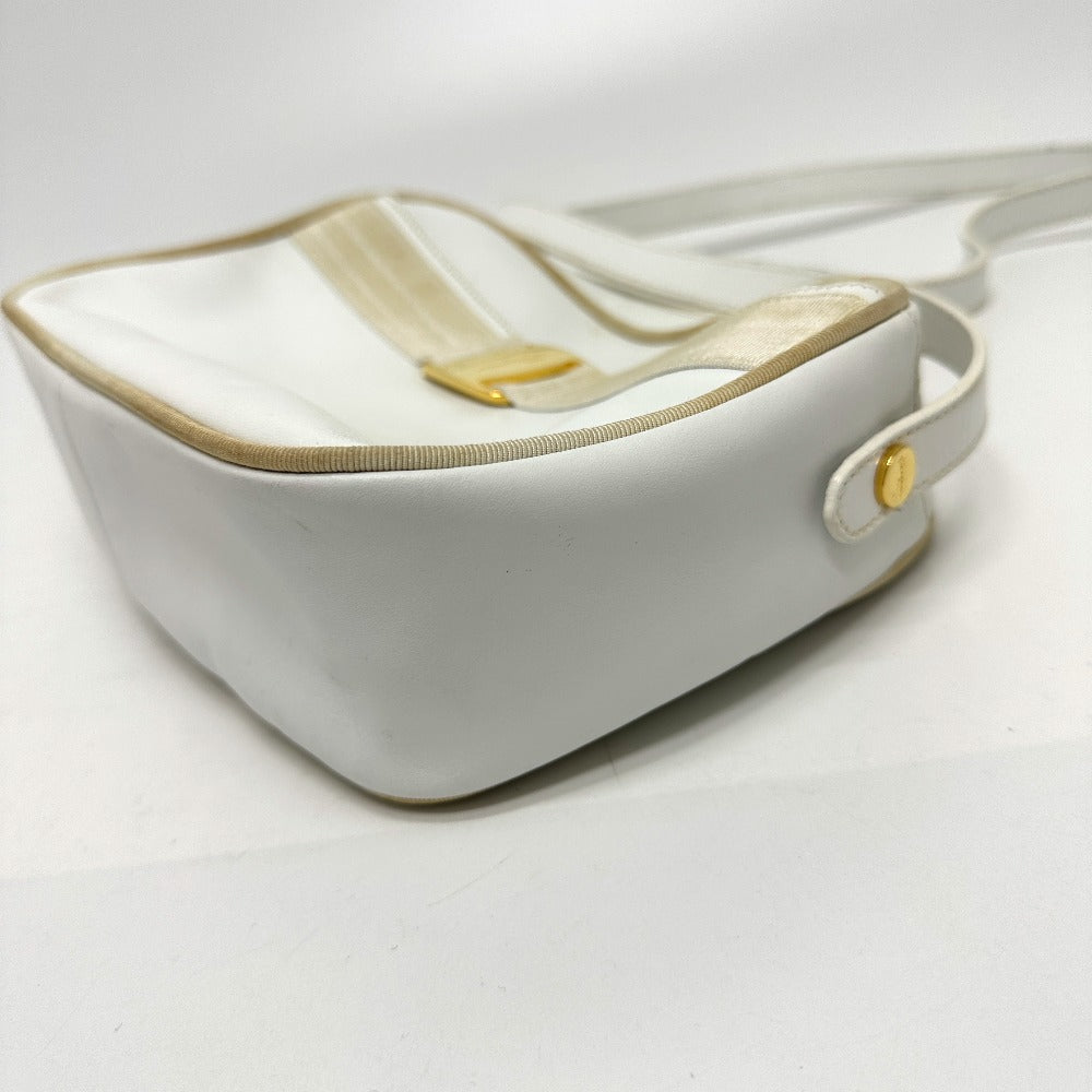 Salvatore Ferragamo BA214183 ヴァラ リボン ショルダーバッグ レザー レディース ホワイト