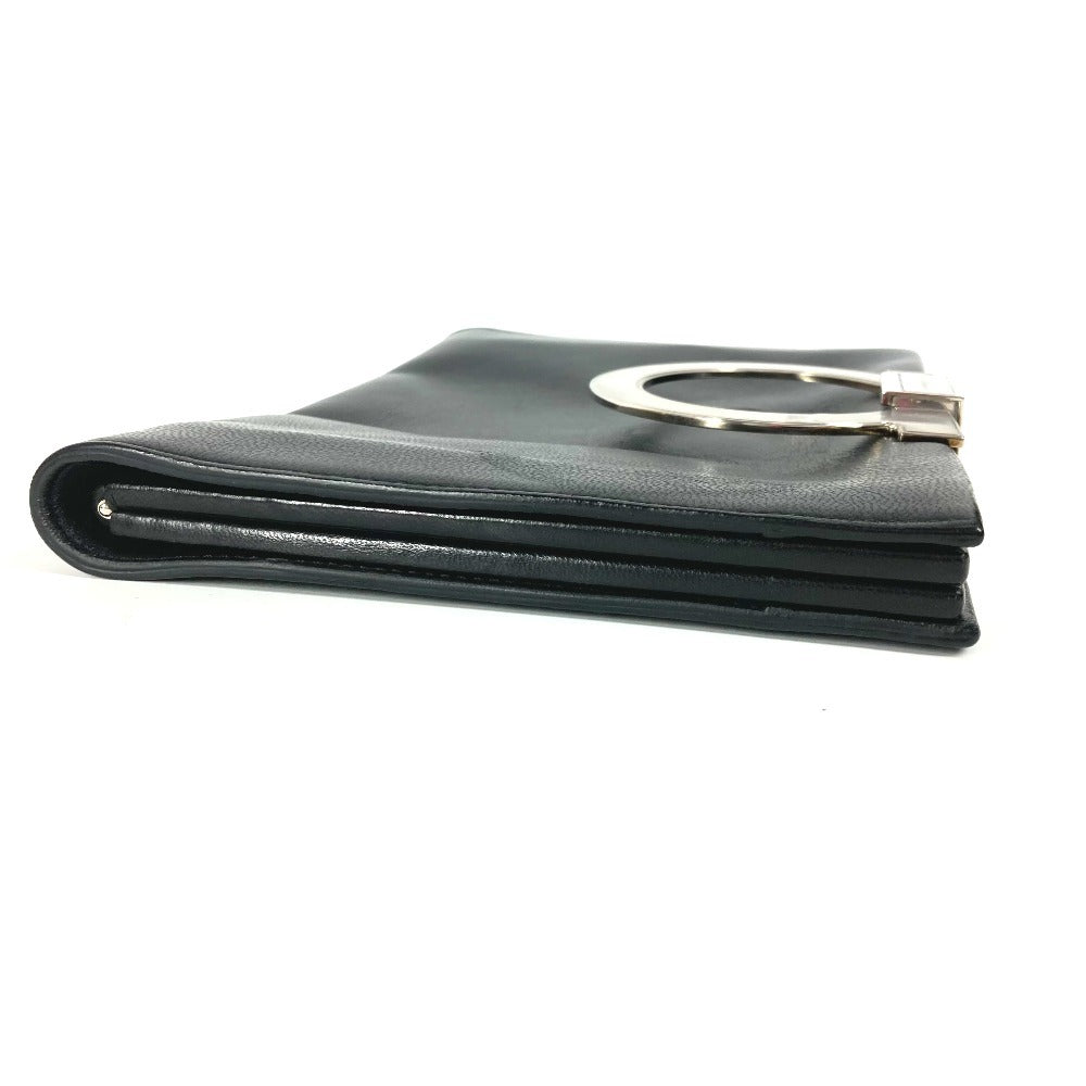 Salvatore Ferragamo Big Gancini Logo Pouch Bag Clutch Bag Kulit Unisex Hitam