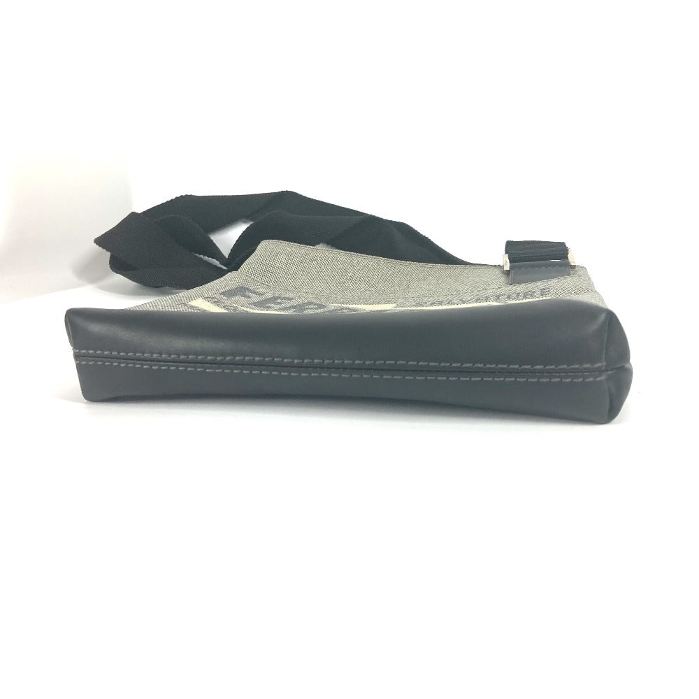 Salvatore Ferragamo ロゴ ポシェット カバン 斜め掛け ショルダーバッグ コーティングキャンバス ユニセックス グレー - brandshop-reference