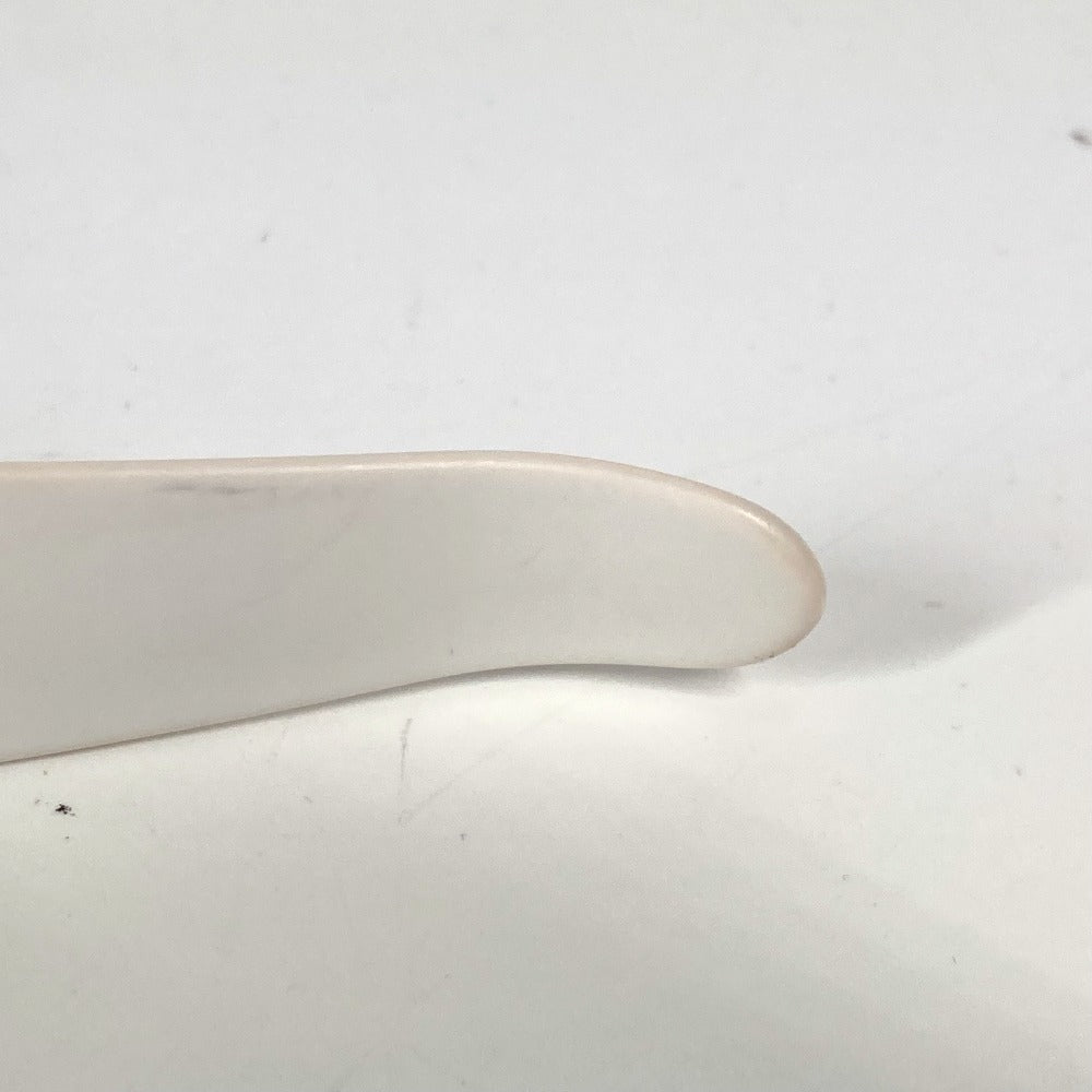 MIUMIU ロゴ ヘアバンド ヘッドバンド カチューシャ プラスチック レディース ホワイト - brandshop-reference