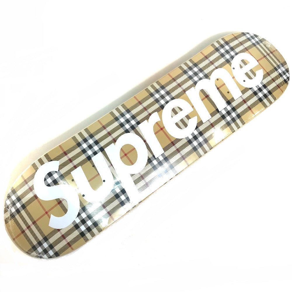 Supreme x Burberry Collaboration Beige Skateboard Deck, 2022 Spring/Summer Collection, Wooden Skateboard, Unisex, Beige