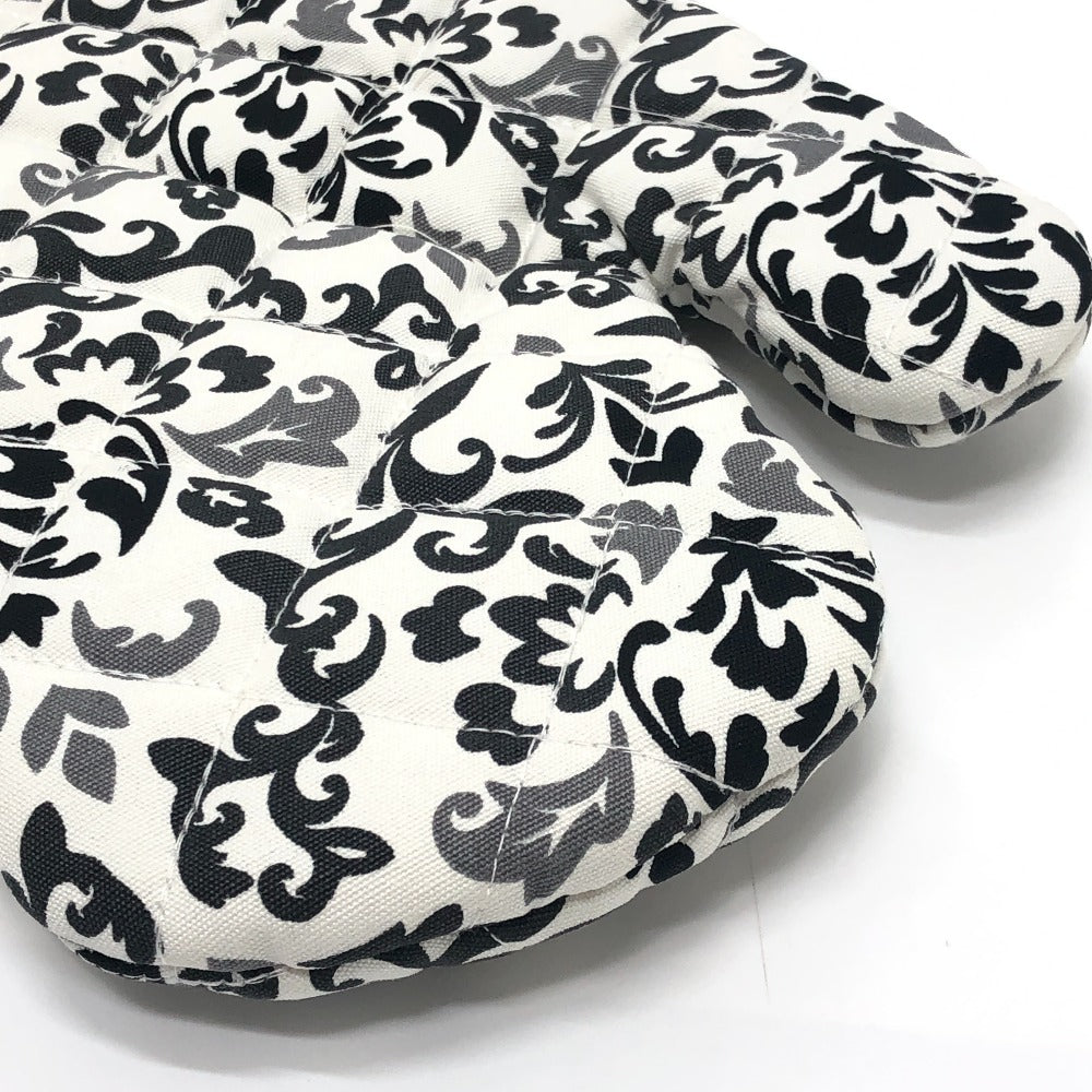 Francfranc Damask Neo Curuk Oven Mitts Kitchenware Cotton Unisex White