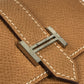 HERMES ベアン Hロゴ フラップ 小銭入れ 財布 コインケース エプソン ユニセックス ベージュ ベージュ