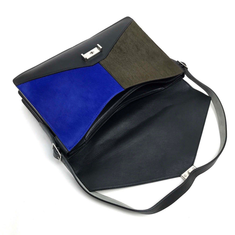CELINE 肩掛けバッグ ロゴ金具 ダイヤモンドクラッチ カバン ショルダーバッグ クラッチバッグ スエード/レザー レディース グレーｘブラック
