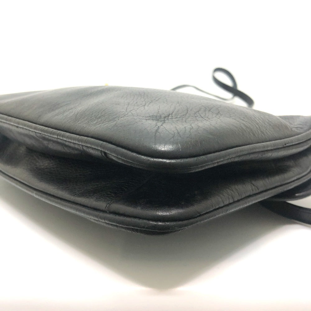 CELINE ロゴ 斜め掛け カバン 肩掛け バッグ ショルダーバッグ レザー レディース ブラック