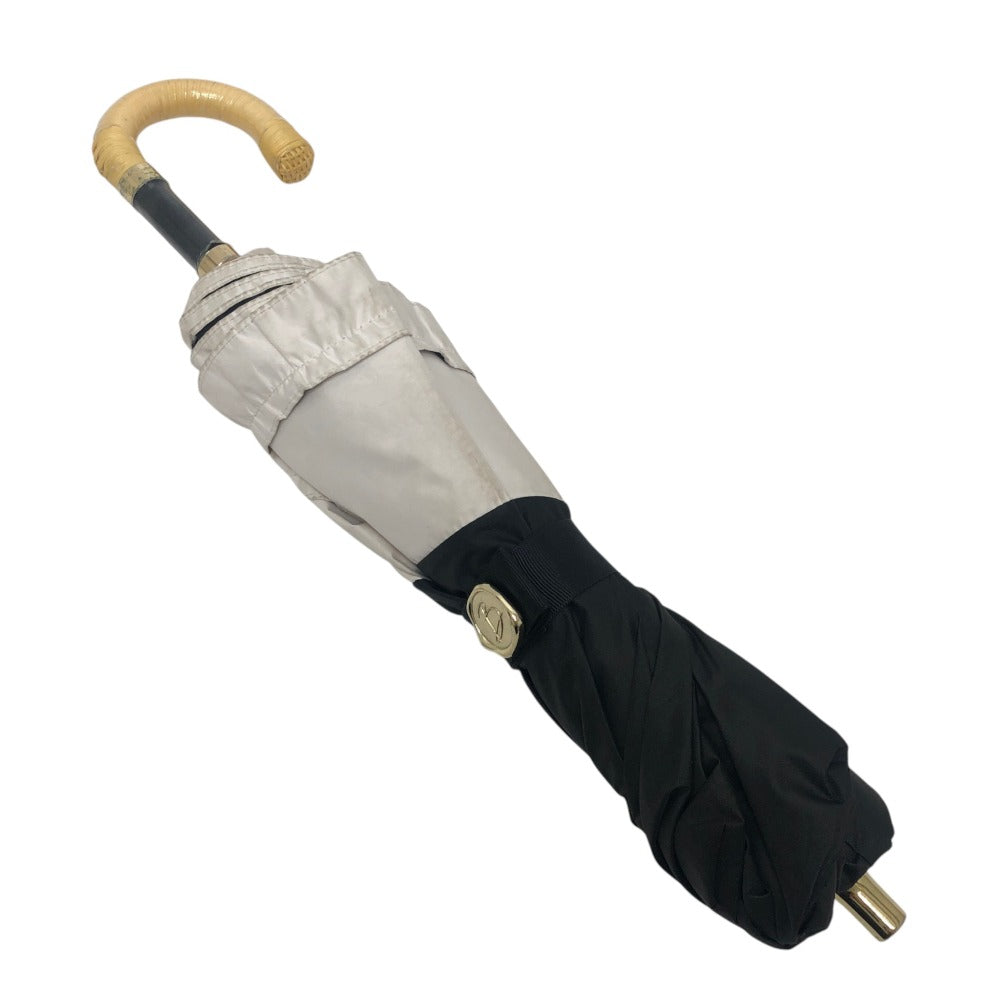 Viewlance Summer Shield Folding parasol, suitable for both sunny and rainy days, with bicolor and frill design. umbrella Nylon White/Black Used