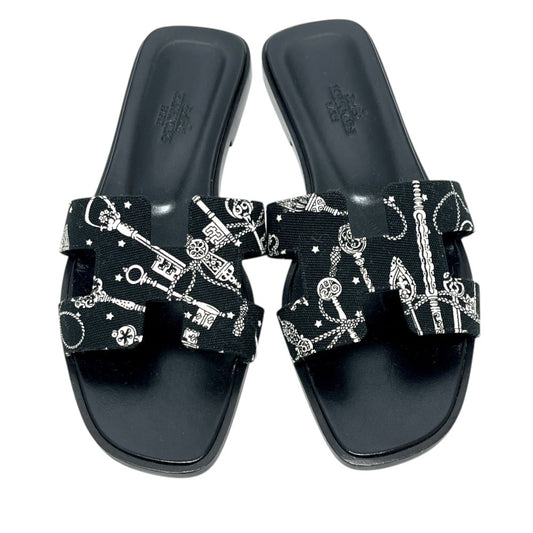 HERMES Oran Flat Barrel Shoes Sandals Leather/Wood Sandals Canvas Black 35 Used