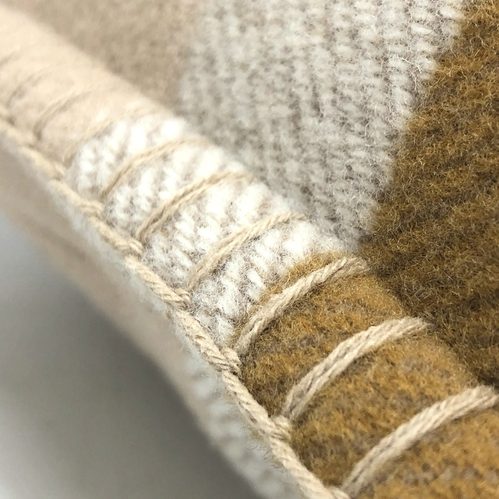 HERMES Itaq Cushion, Wool/Cashmere, Unisex, Beige