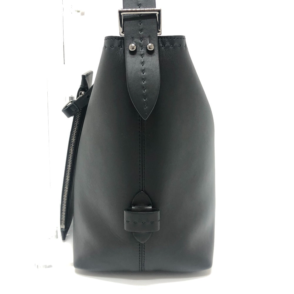 MAX MARA 2524516021ARCHETIPO1SV2004 アルケティポ ミディアム ロゴ カバン 肩掛け ショルダーバッグ レザー レディース ブラック