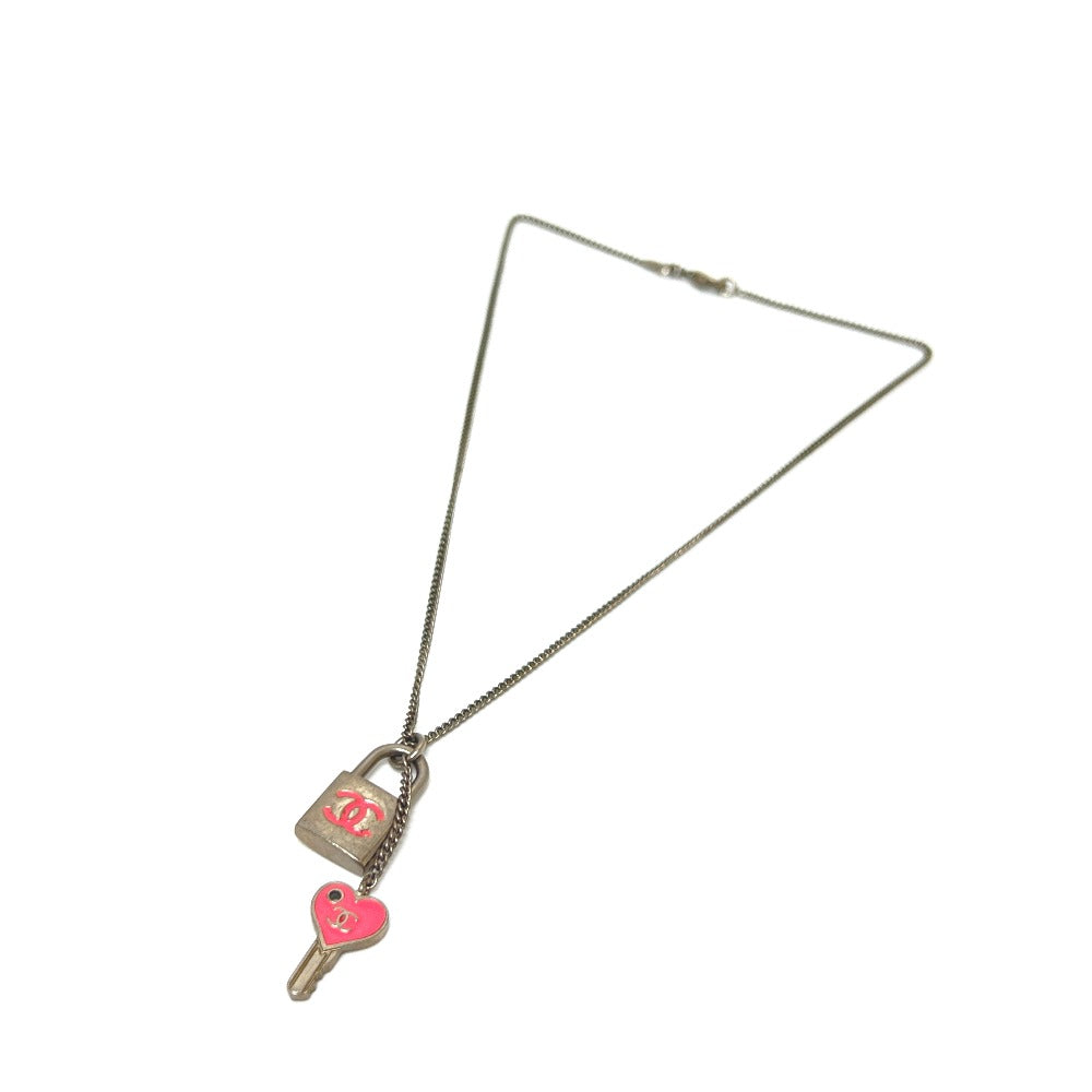 샤넬 07P 코코 마크 자물쇠 카데나 하트 열쇠 고리 액세서리 목걸이 메탈 여성용 실버