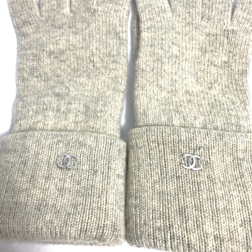 CHANEL CC Coco Mark Gloves, Cashmere, Women's, Beige