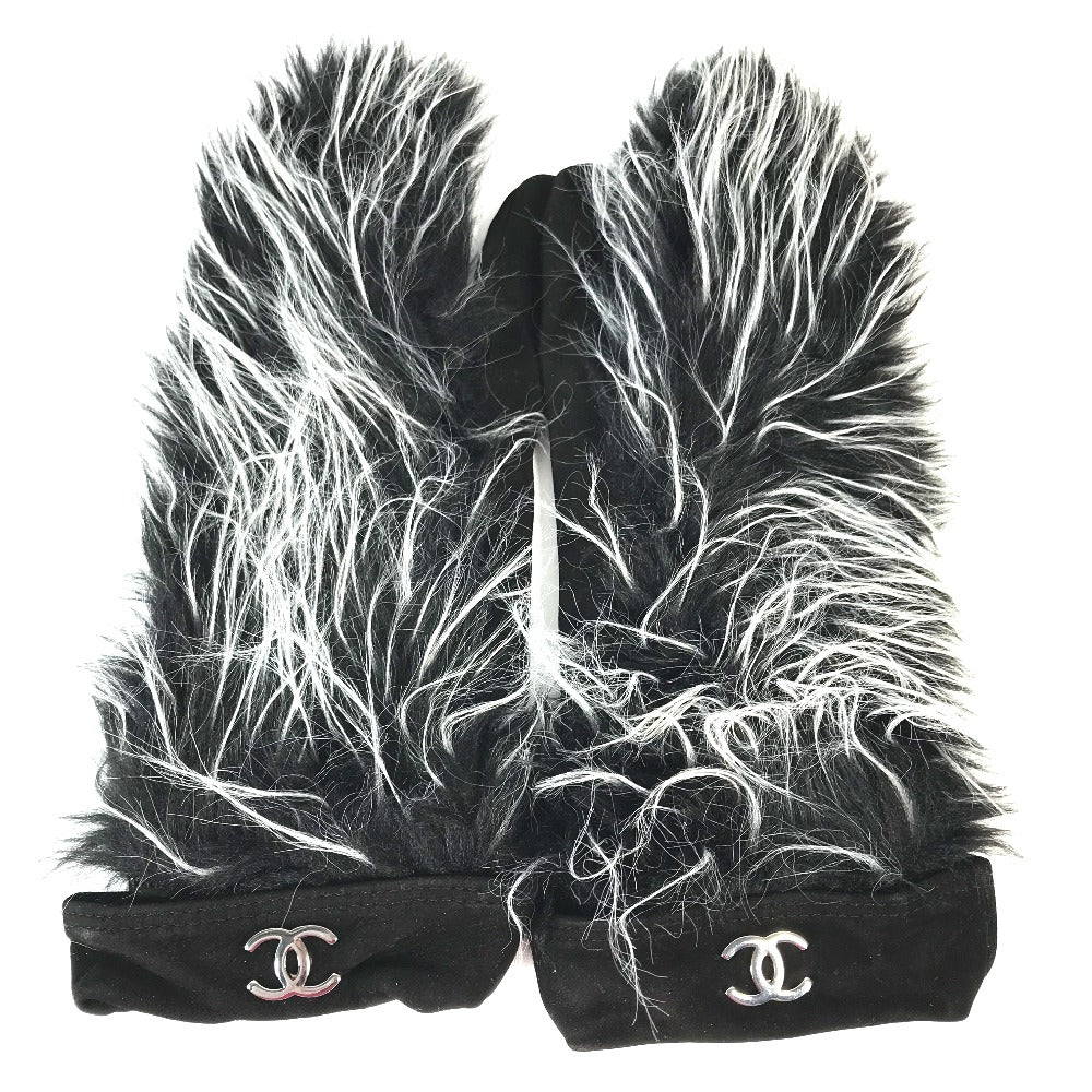 CHANEL Mitten-style CC Coco Mark Fur Nubuck Gloves for Women in Black