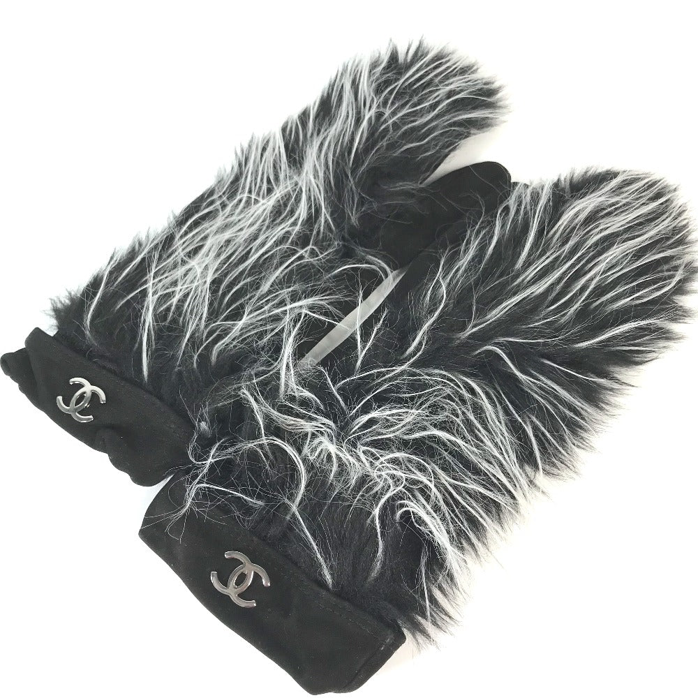 CHANEL Mitten-style CC Coco Mark Fur Nubuck Gloves for Women in Black