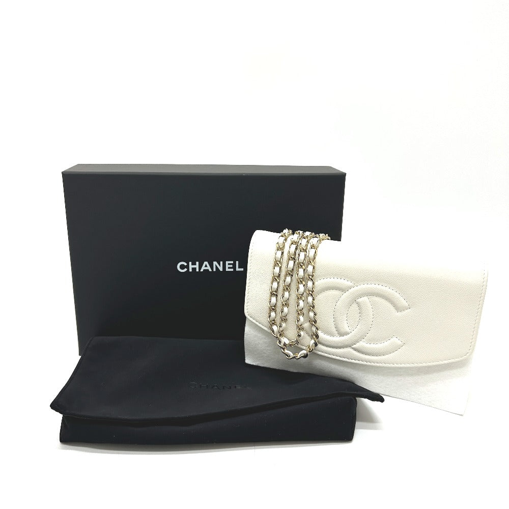 CHANEL AP4653 メティエダール コレクション ココマーク カバン チェーンウォレット 肩掛け 斜め掛け ショルダーバッグ キャビアスキン レディース ホワイト
