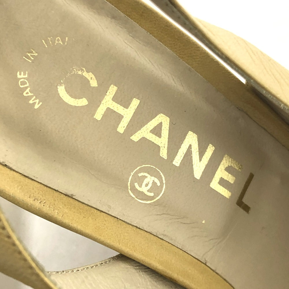 CHANEL Bicolor Heels, high heels, shoes, apparel, footwear pumps Leather Beige/Black Used