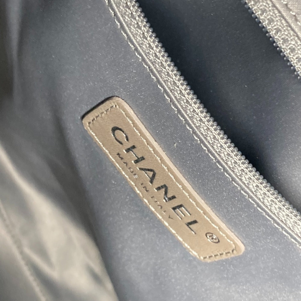 CHANEL CC โคโค่มาร์ค สะพายข้าง ลิปสติก กระเป๋า W Chain กระเป๋าสะพายข้าง หนังแก้ว ผู้หญิง สีดำ