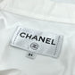 Chanel P59362 18a Button Rhinestone Button Ruffle Blouse Lengan Panjang Blaus Kapas Wanita Putih