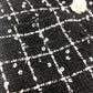 CHANEL P75797 23-24AW カメリアボタン アパレル アウター ロング ツイード ジャケット ツイード レディース ブラック