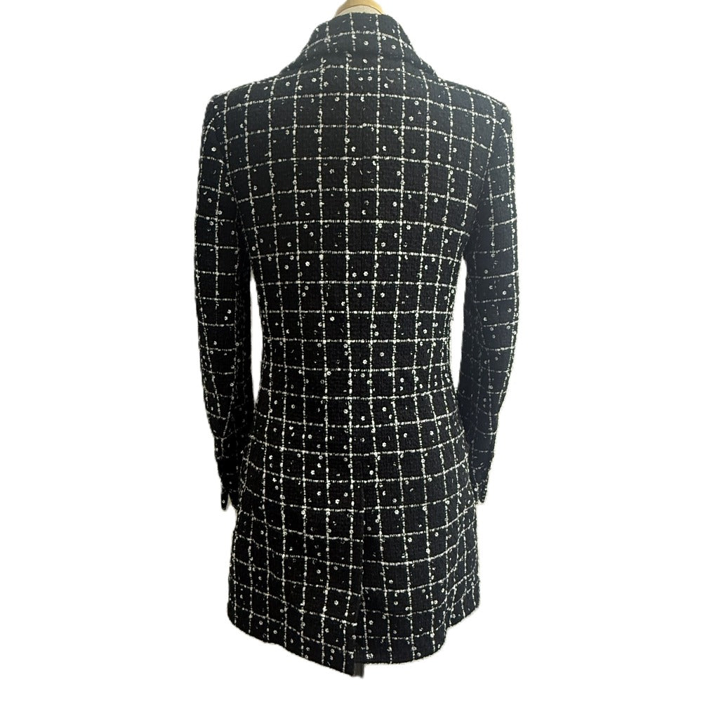 CHANEL P75797 23-24AW カメリアボタン アパレル アウター ロング ツイード ジャケット ツイード レディース ブラック