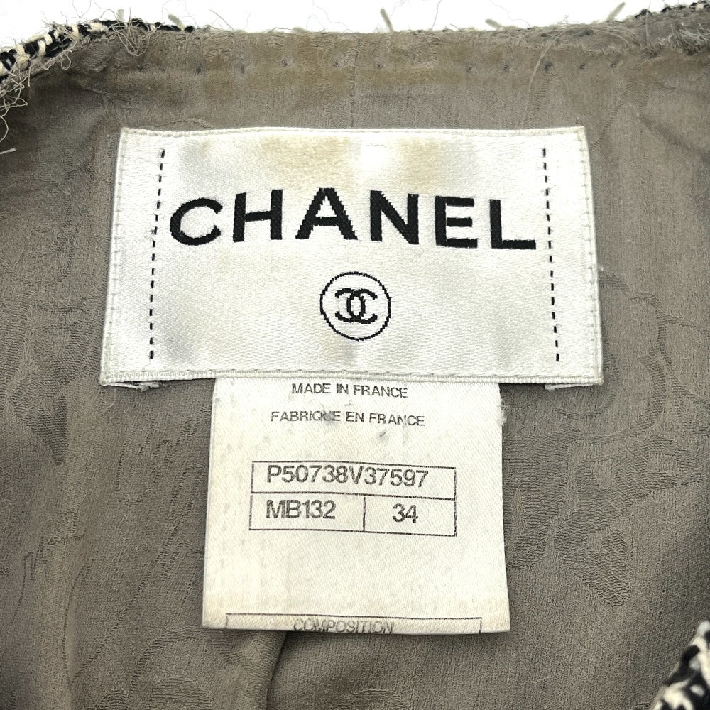 CHANEL P50738 Tweed Bijoux Flower Buttons Apparel, collarless, sequined outerwear Jacket tweed gray Used