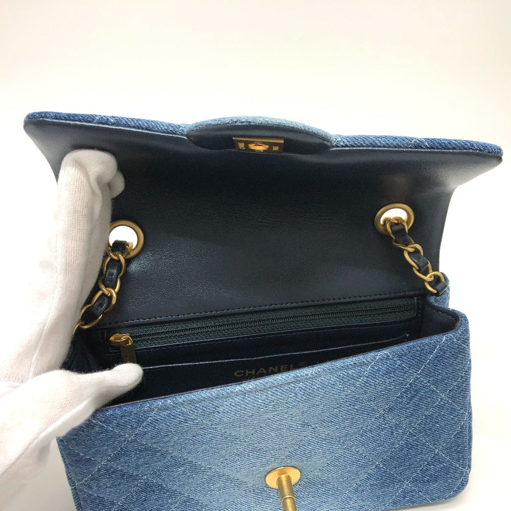 CHANEL Matelasse Mini Matelasse Matelasse Mini Matelasse20 Matelasse 20 Gradient Crossbody Bag Shoulder Bag Denim blue/GoldHardware Used