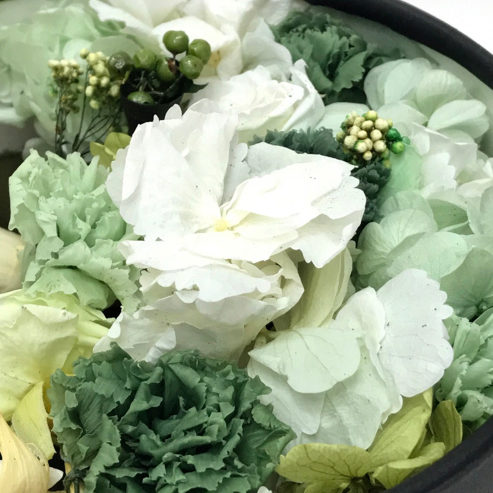 CHANEL Interior Novelty Preserved Flower Ornament for Women, Green