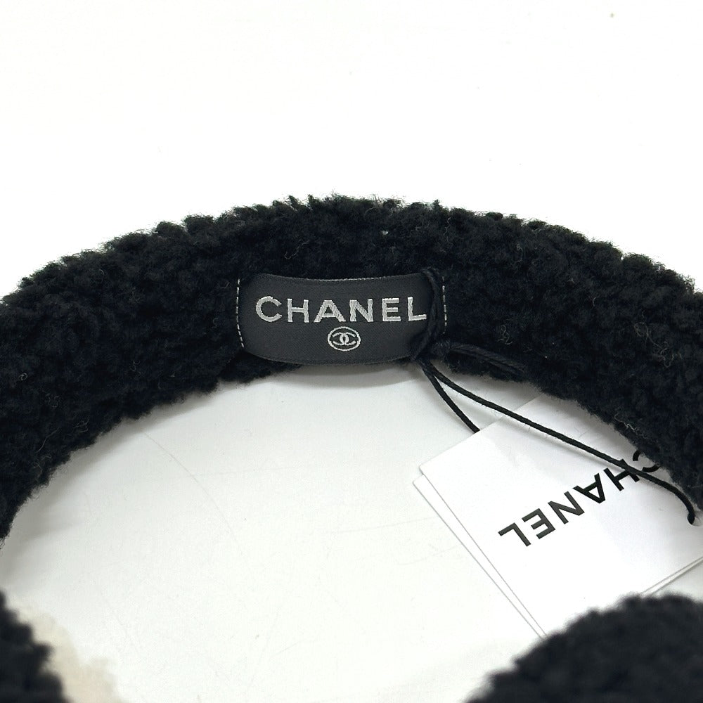 CHANEL 25B Big Coco CC Mark Bicolor Earmuff fur Black/White Used