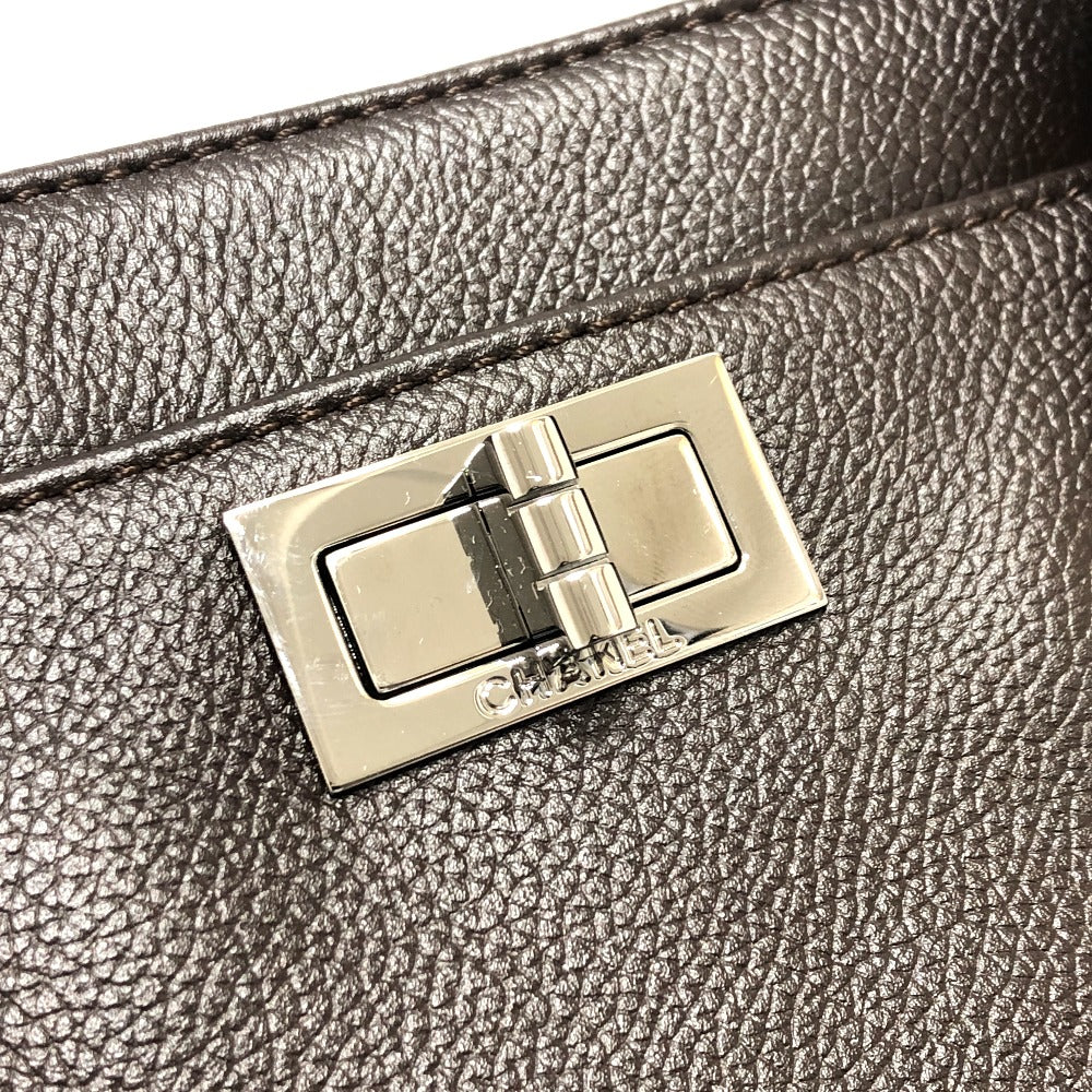 CHANEL ハンドバッグ エグゼクティブ 2.55 カバン 縦型  トートバッグ レザー レディース ブラウン - brandshop-reference