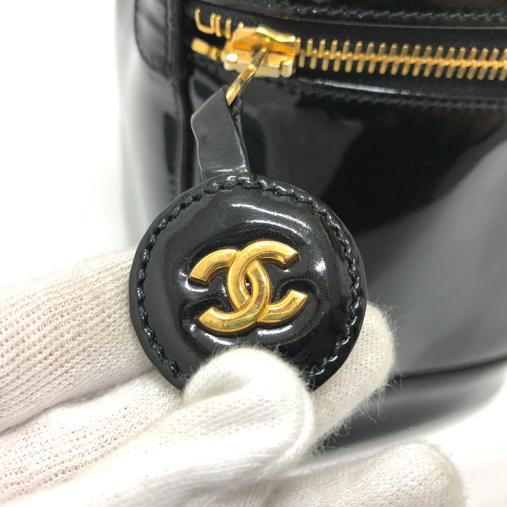 CHANEL A01998 CCココマーク 化粧ポーチ 縦型 バニティバッグ ハンドバッグ エナメル レディース |  brandshop-reference