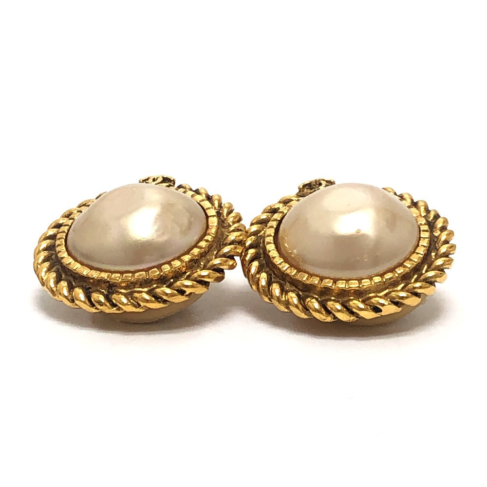 CHANEL vintage CC CC Mark logo Chain & Faux Pearl Clip-on Earrings Metal Gold Used