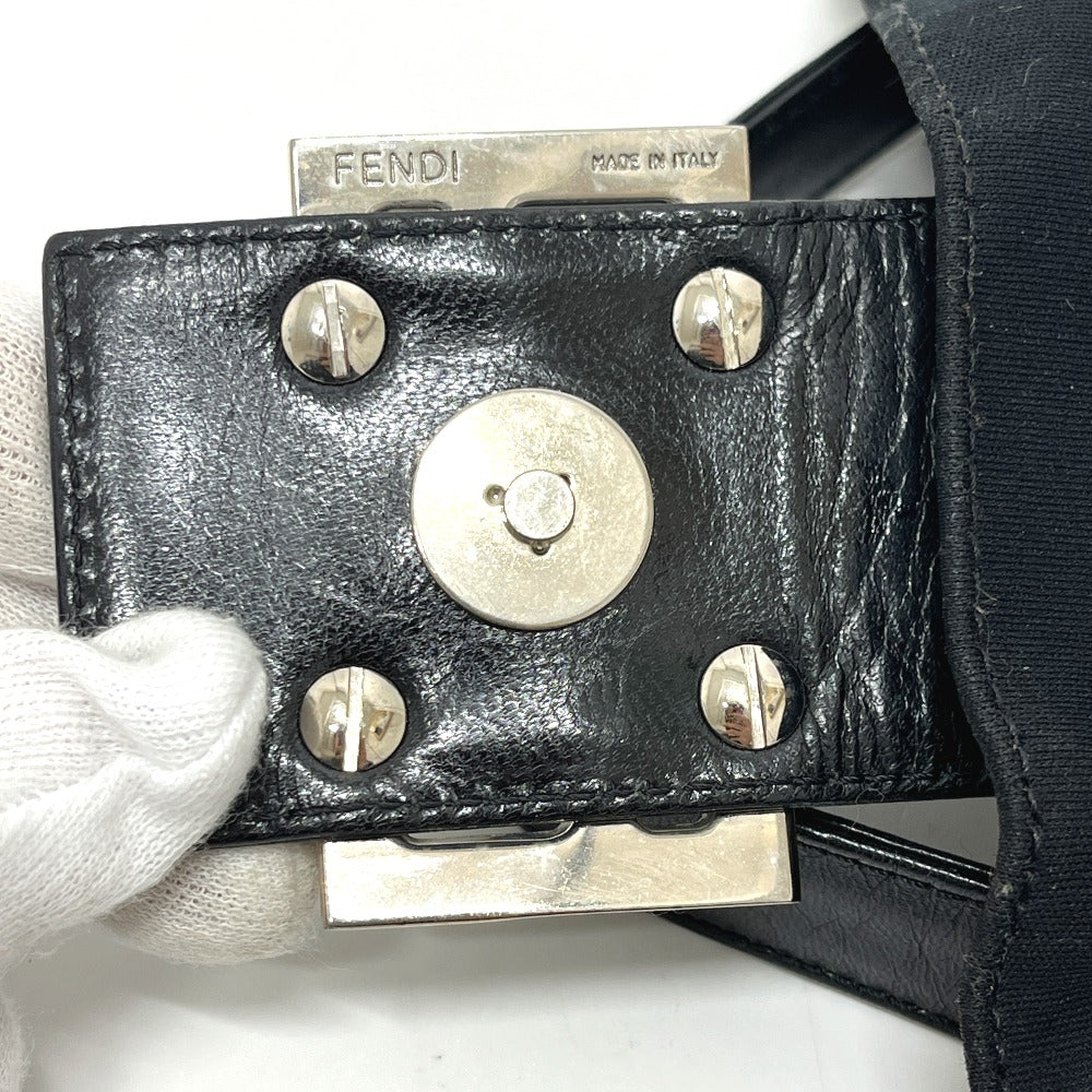 FENDI FFロゴ マンマバケット 肩掛け カバン フラップ バッグ ハンドバッグ ナイロン レディース ブラック