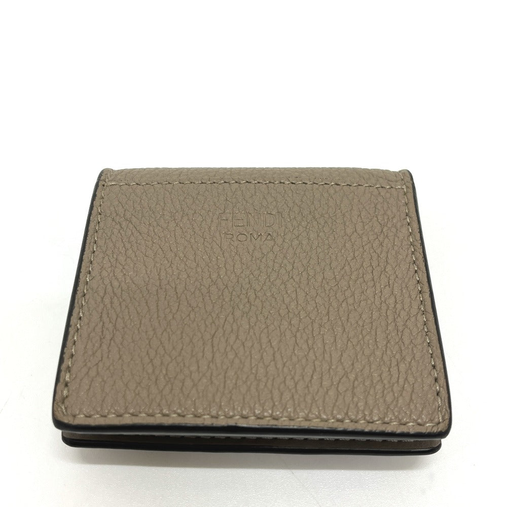 FENDI ターンロック 小銭入れ コインケース レザー レディース ベージュ