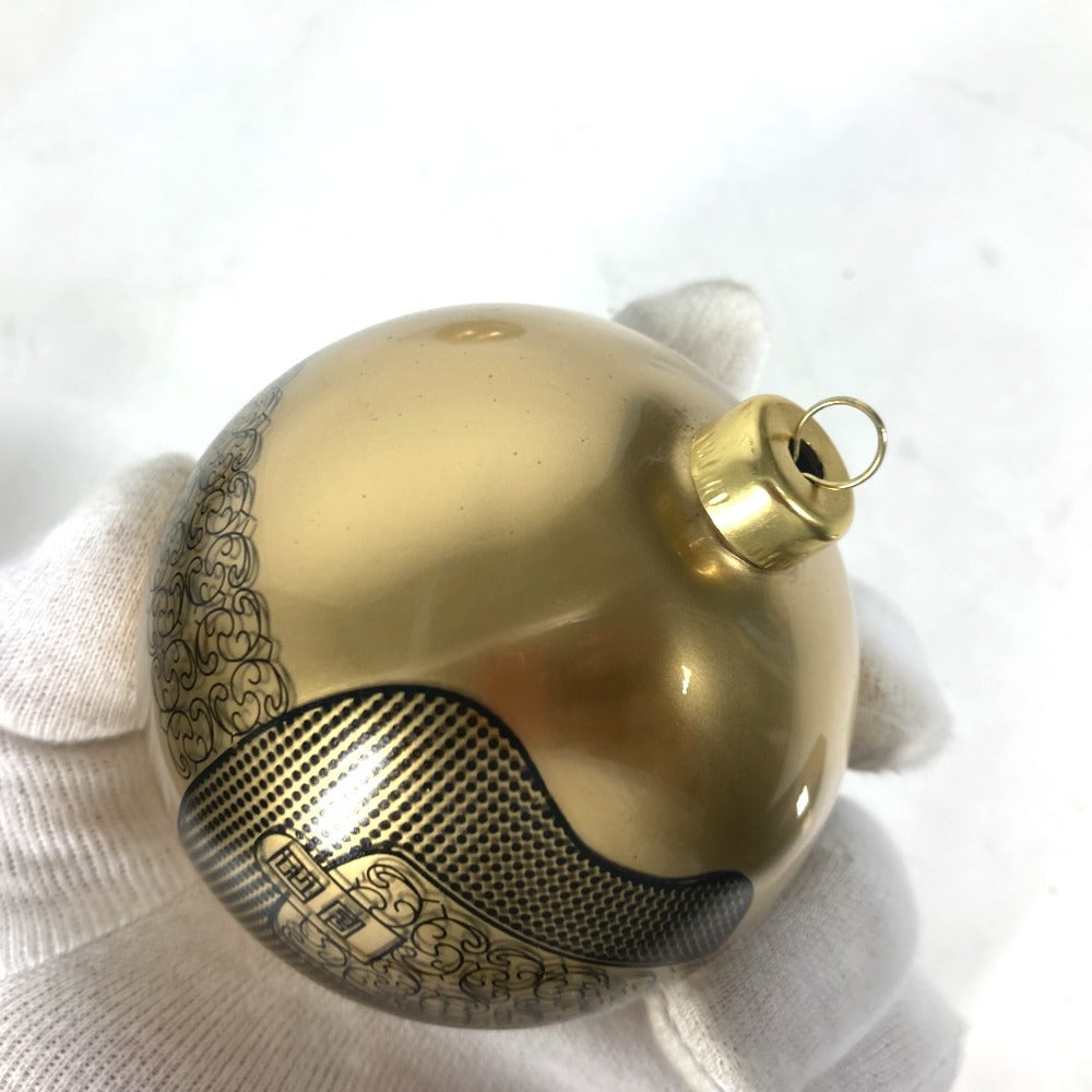 FENDI Xmas クリスマスボール ロゴ クリスマス オーナメント 4個セット ロゴ チャーム プラスチック ユニセックス ゴールド - brandshop-reference