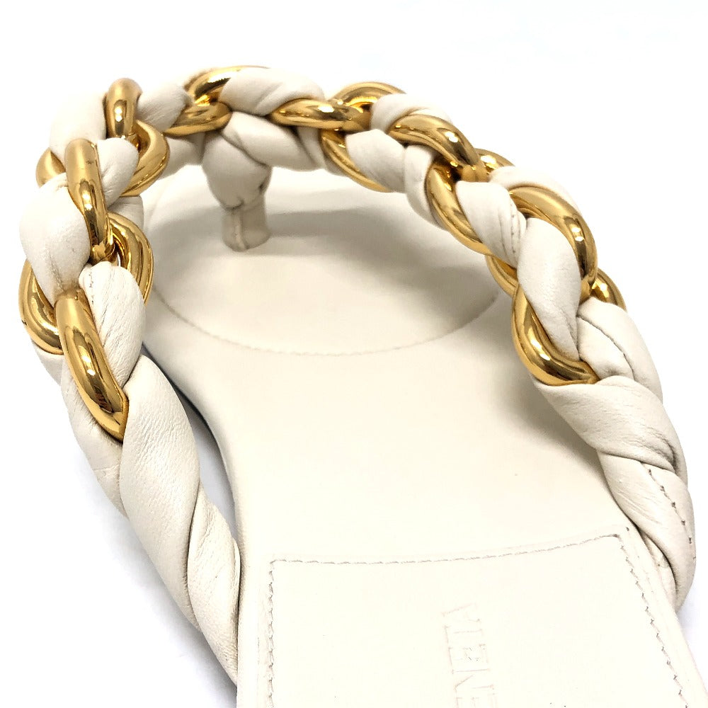 BOTTEGA VENETA チェーン トング サンダル 靴 シューズ フラット サンダル レザー レディース ホワイト