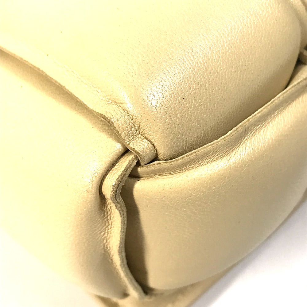 BOTTEGA VENETA 717506 パデッド カセット カバン ショルダーバッグ レザー レディース ベージュ - brandshop-reference