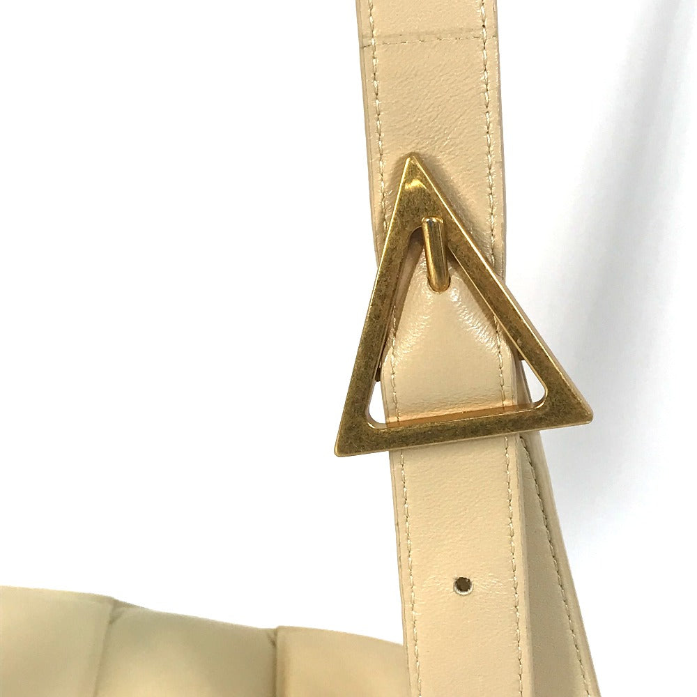 BOTTEGA VENETA 717506 パデッド カセット カバン ショルダーバッグ レザー レディース ベージュ - brandshop-reference