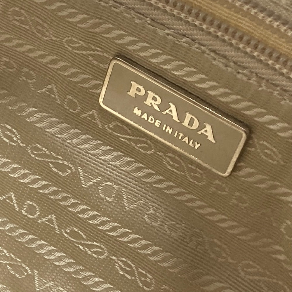 PRADA トライアングルロゴ 三角ロゴ プレート カバン ポシェット ショルダーバッグ ナイロン ユニセックス