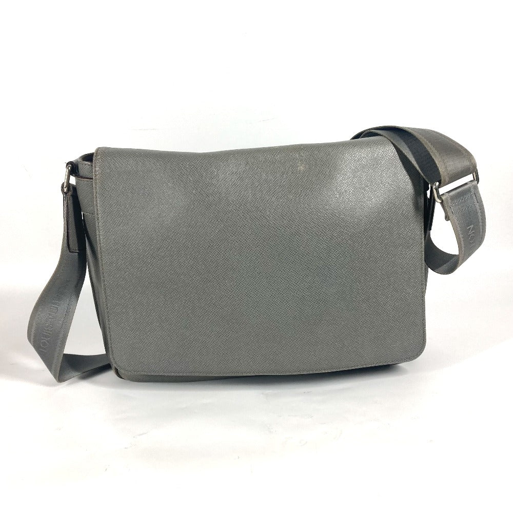 LOUIS VUITTON M32623 タイガ ロマンMM カバン 斜め掛け フラップ メッセンジャーバッグ ショルダーバッグ タイガレザー メンズ グラシエ グレー