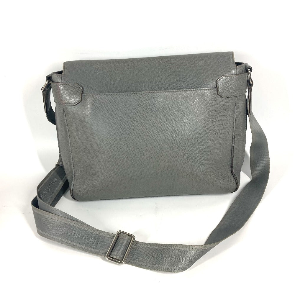 LOUIS VUITTON M32623 タイガ ロマンMM カバン 斜め掛け フラップ メッセンジャーバッグ ショルダーバッグ タイガレザー メンズ グラシエ グレー