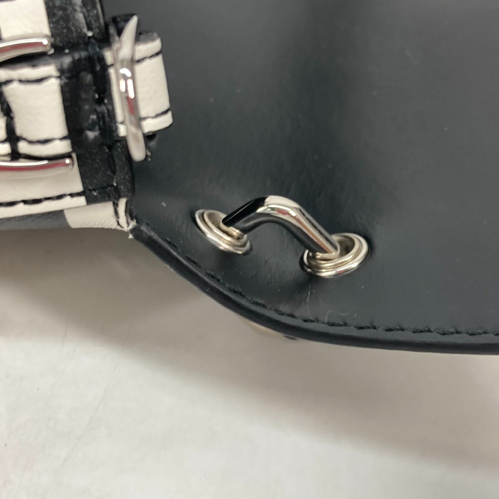 FENDI 7AS142 マークジェイコブス コラボ  バゲット フォンポーチ  カバン ロゴ ショルダーバッグ 2WAYバッグ 斜め掛け ハンドバッグ レザー レディース ホワイト - brandshop-reference