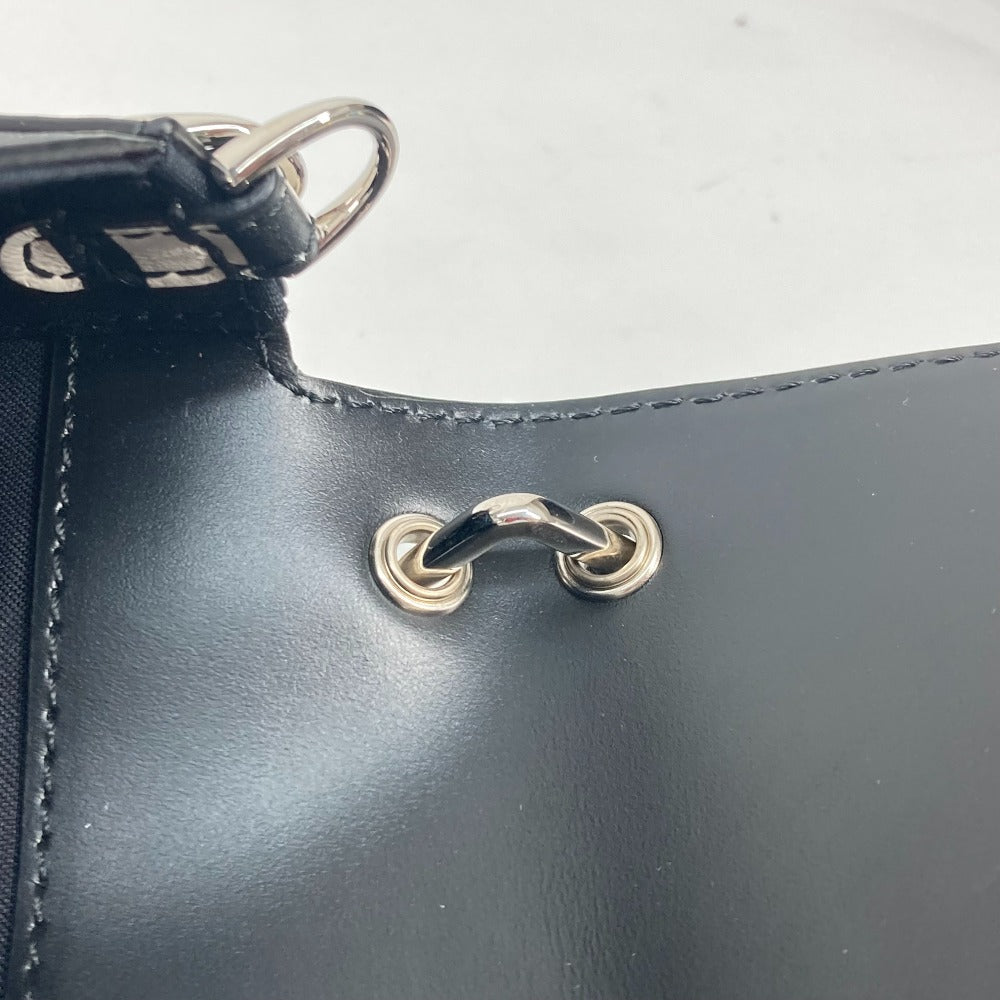 FENDI 7AS142 マークジェイコブス コラボ  バゲット フォンポーチ  カバン ロゴ ショルダーバッグ 2WAYバッグ 斜め掛け ハンドバッグ レザー レディース ホワイト - brandshop-reference