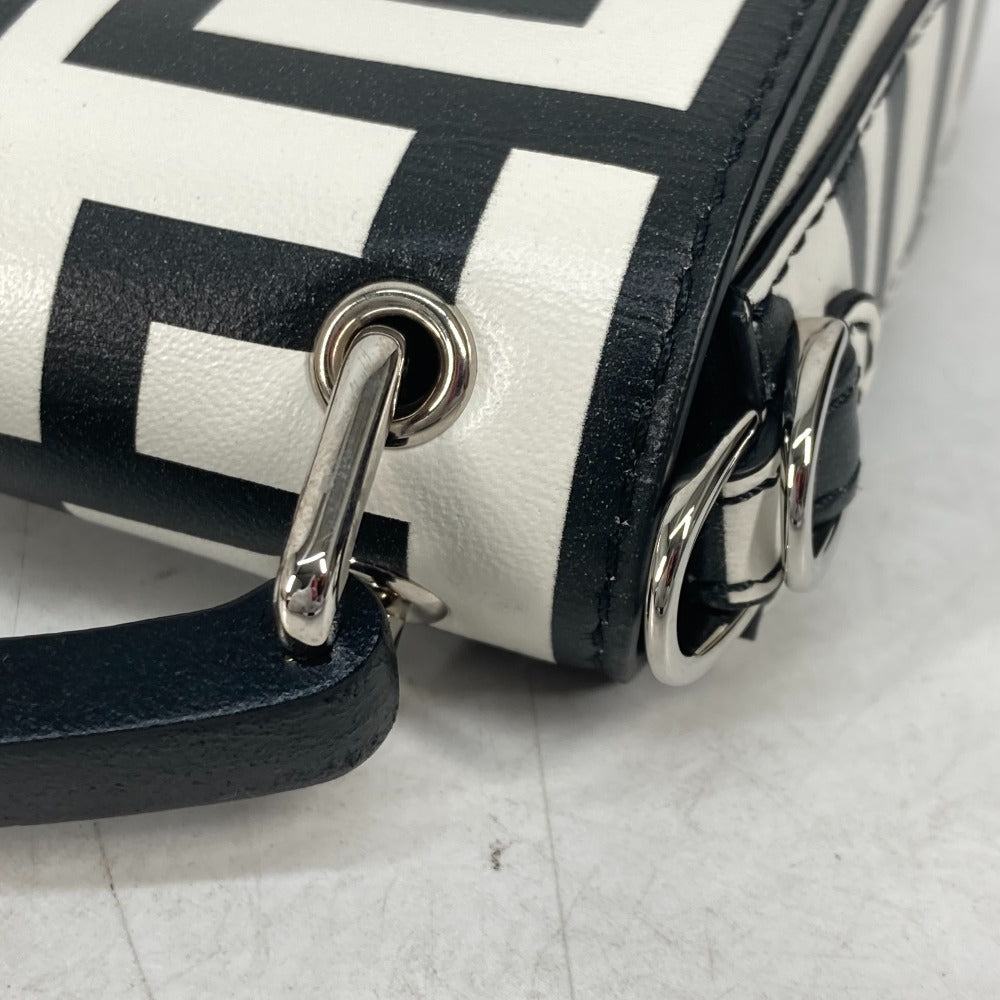 FENDI 7AS142 マークジェイコブス コラボ  バゲット フォンポーチ  カバン ロゴ ショルダーバッグ 2WAYバッグ 斜め掛け ハンドバッグ レザー レディース ホワイト - brandshop-reference