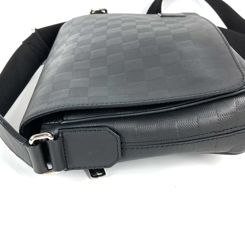 LOUIS VUITTON N42711  ダミエアンフィニ ディストリクト PM NV3　 斜め掛け カバン フラップ メッセンジャーバッグ ショルダーバッグ ダミエアンフィニレザー ユニセックス ノワール ブラック - brandshop-reference