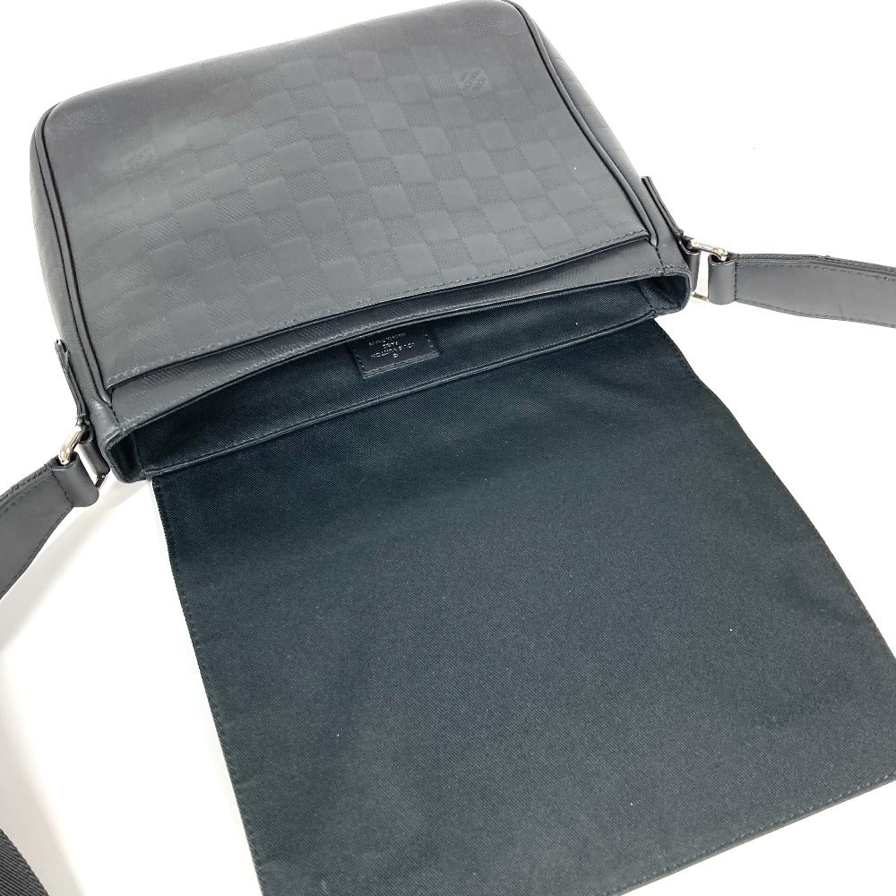 LOUIS VUITTON N42711  ダミエアンフィニ ディストリクト PM NV3　 斜め掛け カバン フラップ メッセンジャーバッグ ショルダーバッグ ダミエアンフィニレザー ユニセックス ノワール ブラック - brandshop-reference